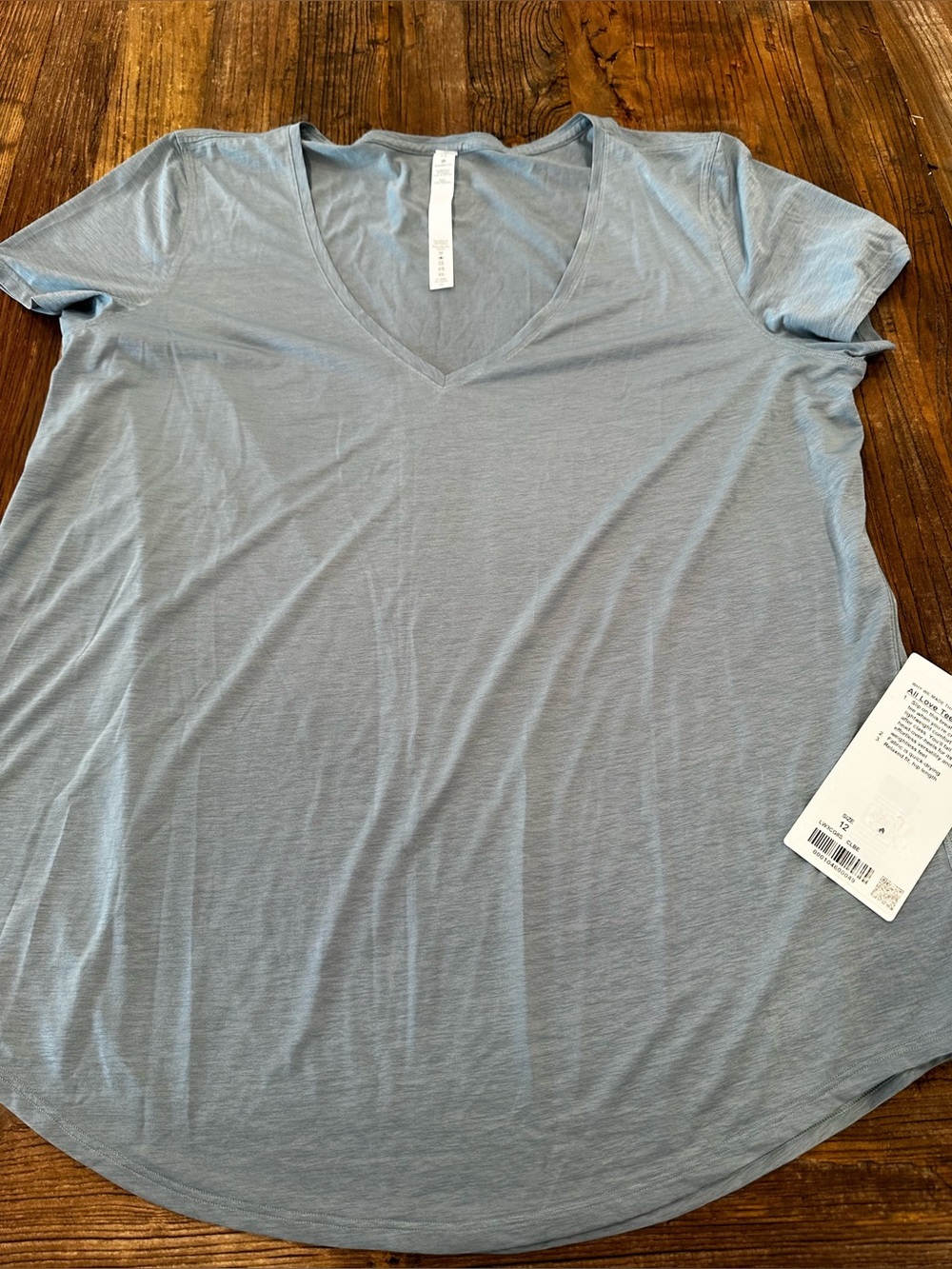 lululemon athletica Light Blue V-Neck Short Sleeve Tee - Picture 4 of 7